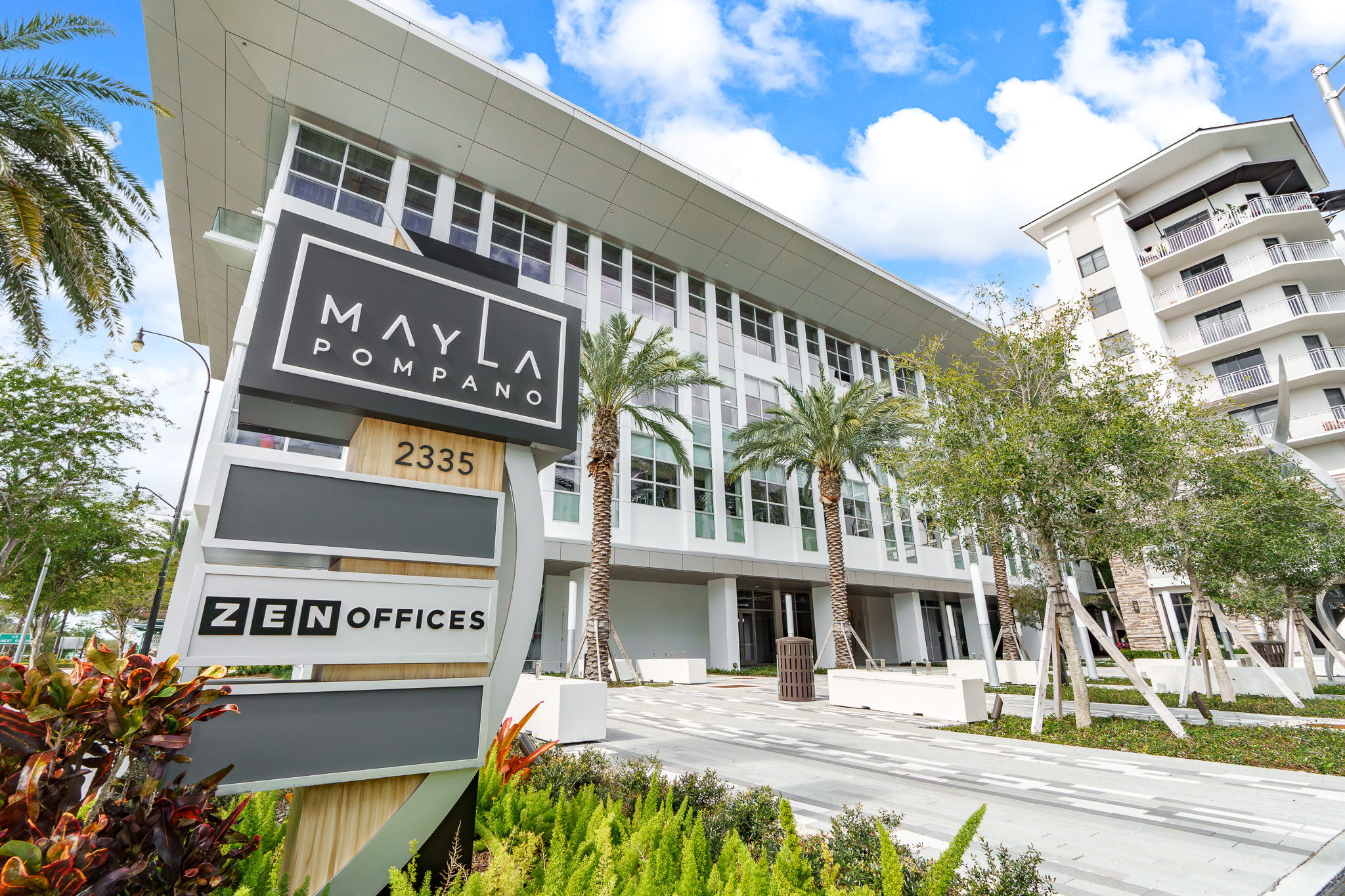 Professional Mirror Installation